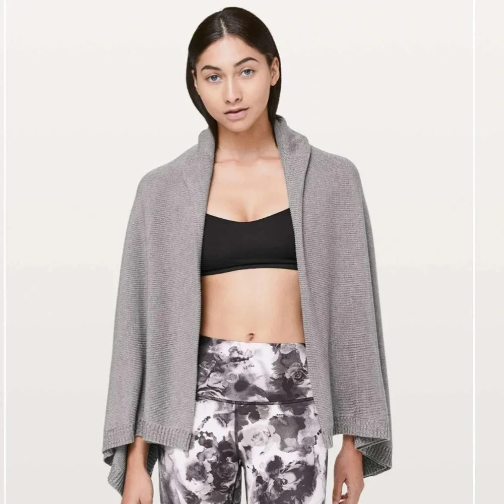Lululemon Divinity Scarf, One Size - Picture 2 of 16